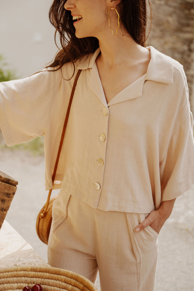 Chemise courte et ample beige - La Mouche Poulette